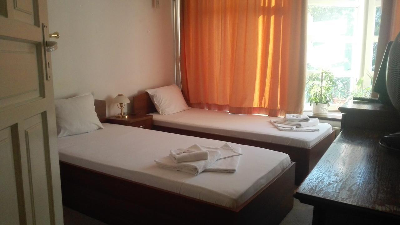 Family Hotel Rositsa Σεβλίεβο Εξωτερικό φωτογραφία